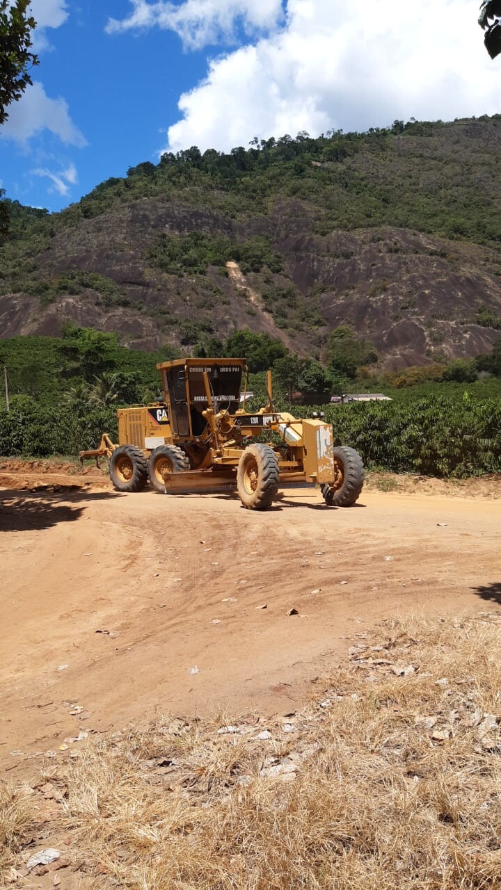 Manutenções nas estradas e limpeza de ruas foram realizadas esta semana (7 a 10 de março)