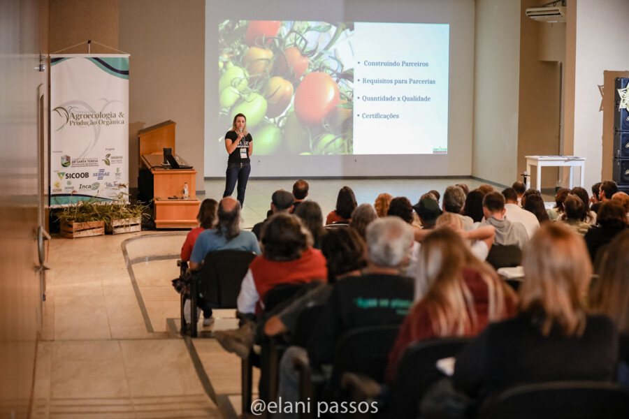 Seminário Agroecologia e Produção Orgânica no Ifes de Santa Teresa 