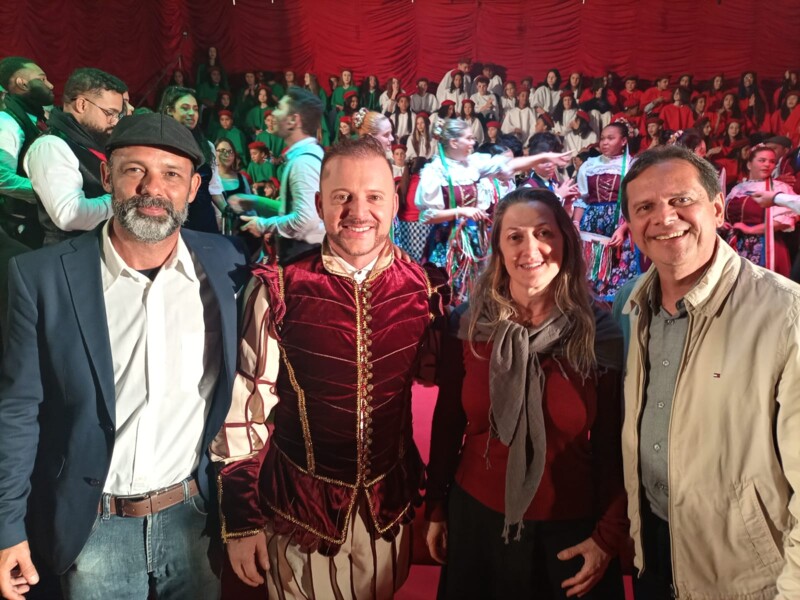 Festa do Imigrante Italiano desfilou cultura, tradição, memória e história