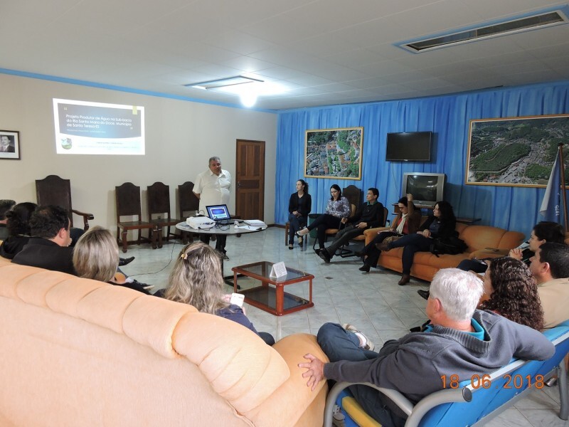 PROFÁGUA - UFES CONTRIBUI EM PLANO DE MOBILIZAÇÃO E COMUNICAÇÃO DE PROJETO PRODUTOR DE ÁGUA DE SANTA TERESA-ES